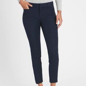 Bananas Republic Capri petite pant